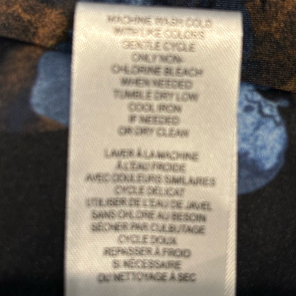 NWT Elie Tahari Floral Print Blouse size Medium - Picture 3 of 6